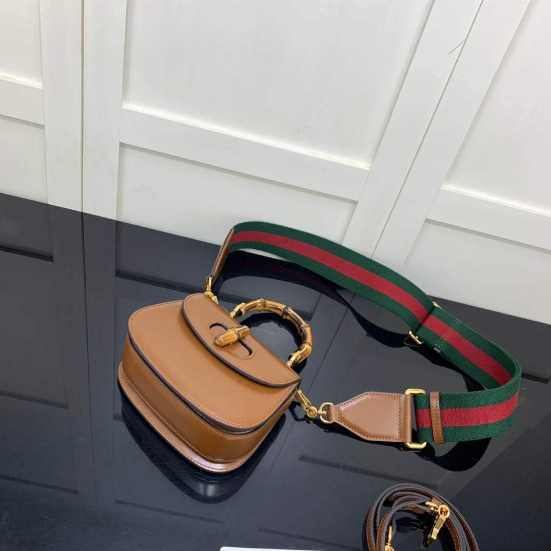 BOLSA GUCCI BAMBOO 1947 PEQUENA 17