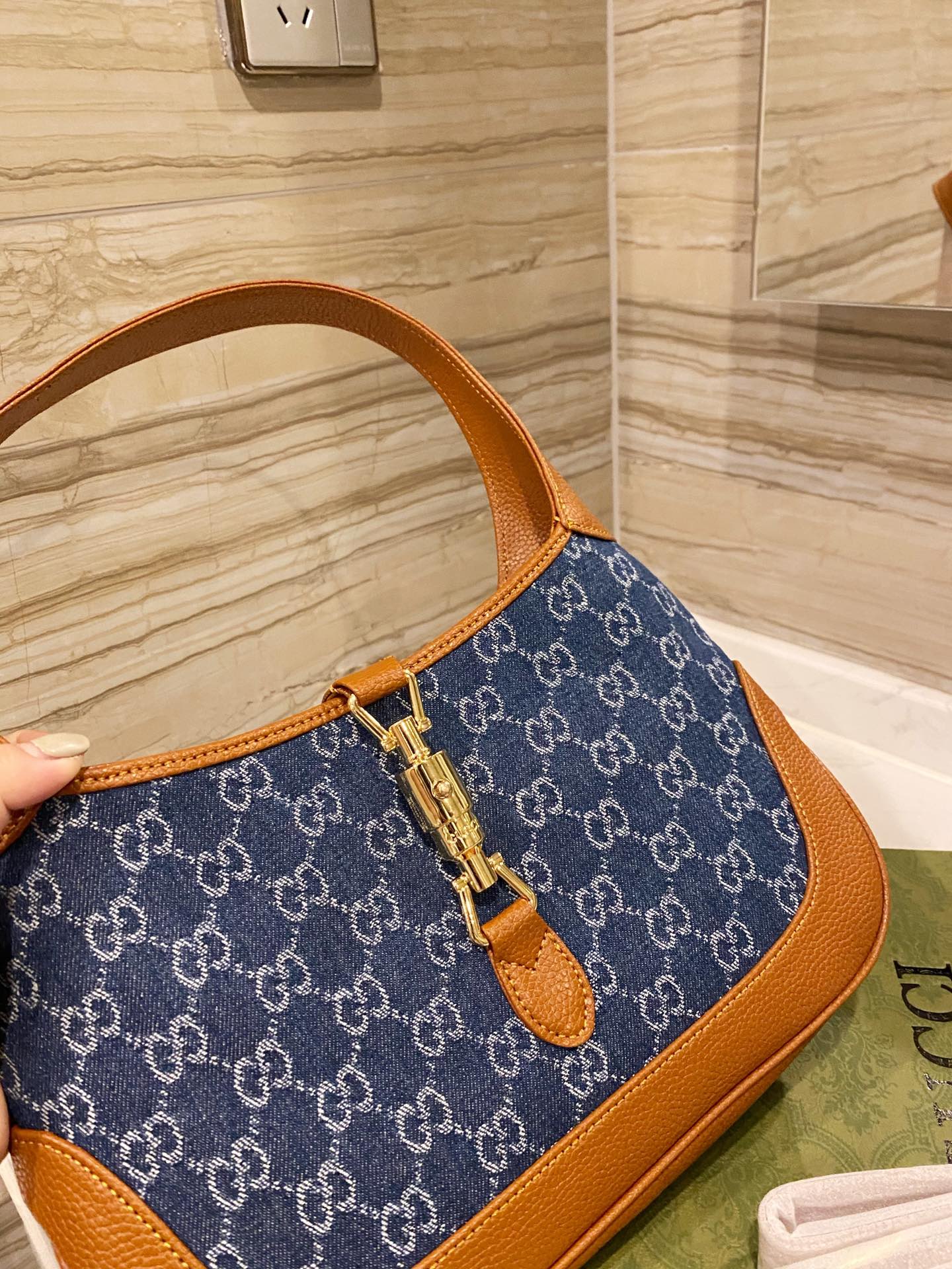 MO - Top Quality Bags Gucci 220