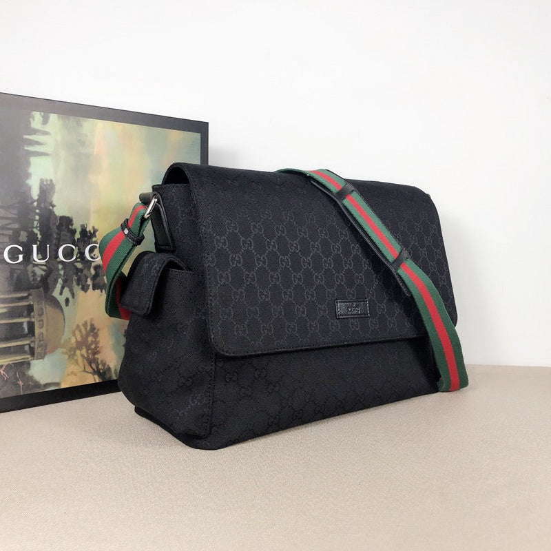 Gucci Bags - The Tote 911
