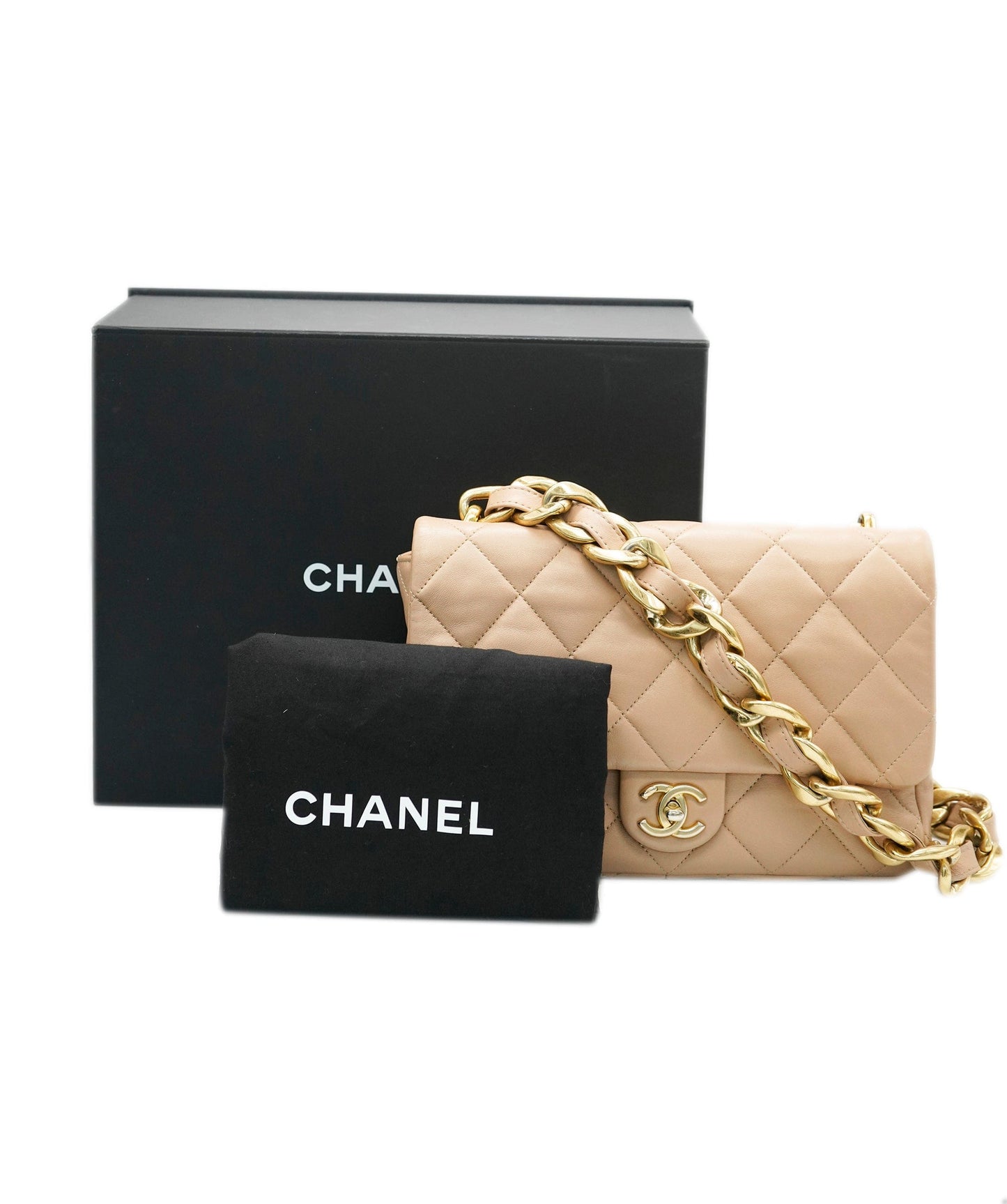 Chanel beige shoulder bag - comes full set - AJC0720