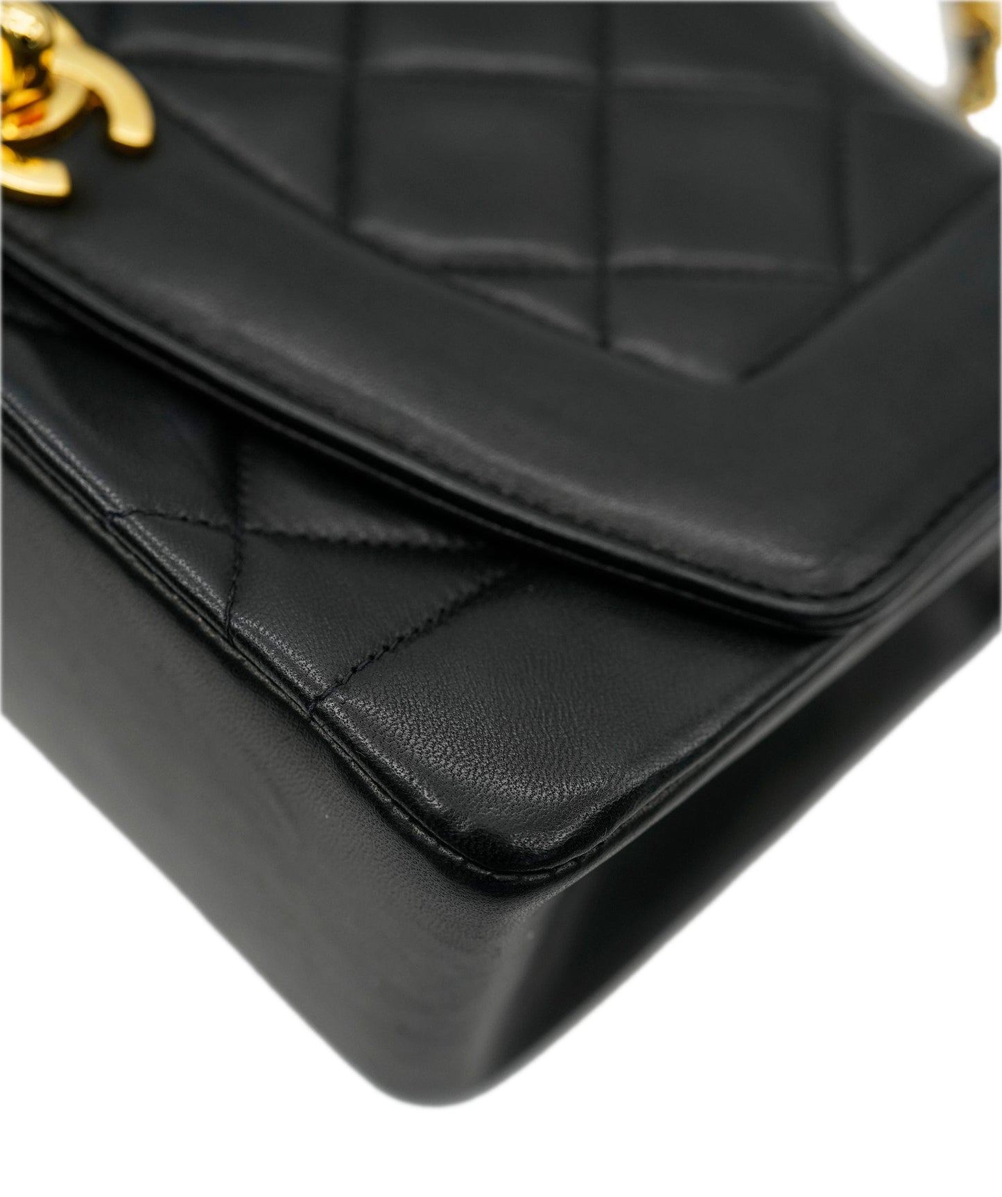 CHANEL VINTAGE DIANA SMALL CHAIN SHOULDER BAG BLACK LAMB SKIN DBXS2146