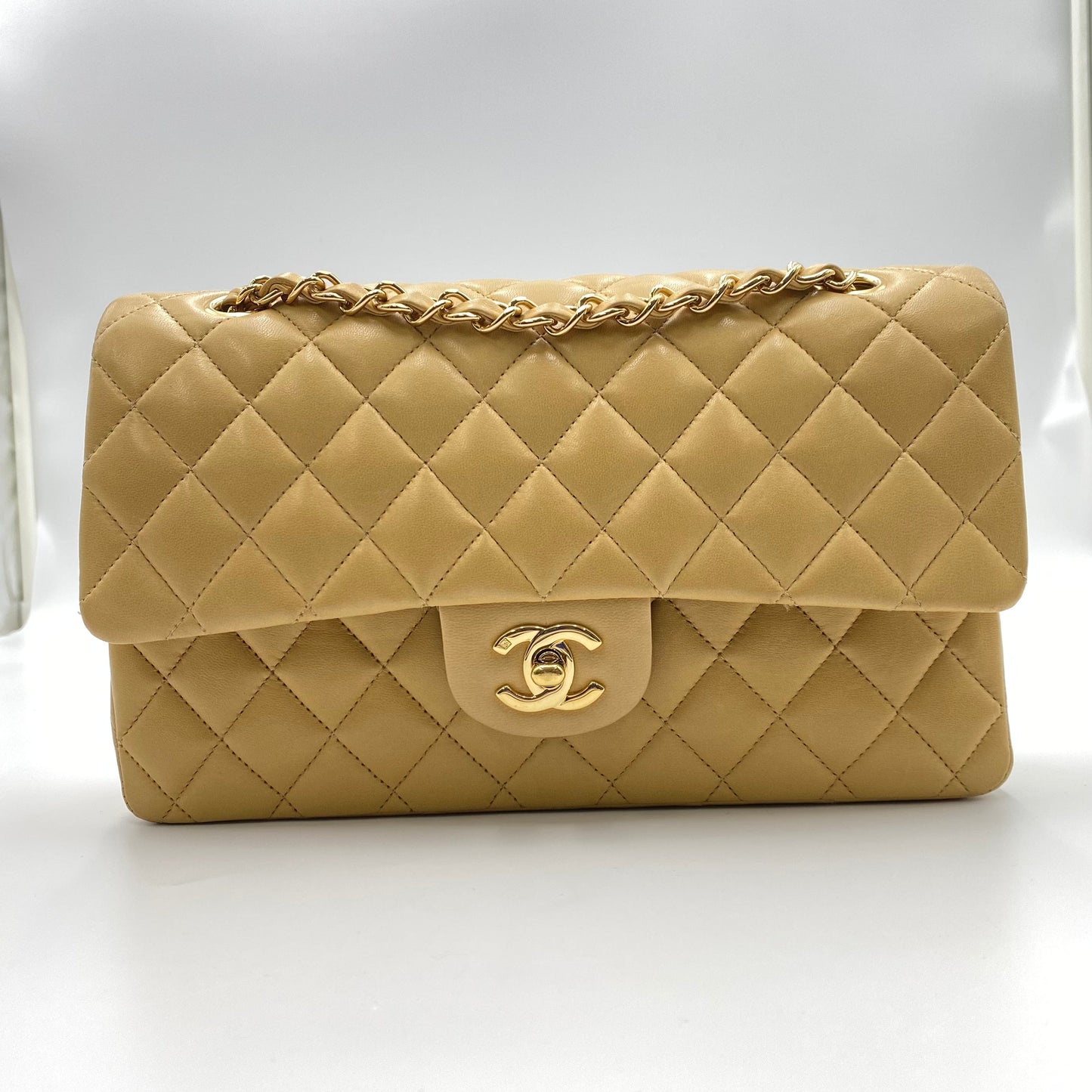 CHANEL VINTAGE CLASSIC FLAP MEDIUM CHAIN SHOULDER BAG BEIGE LAMB SKIN 90188212