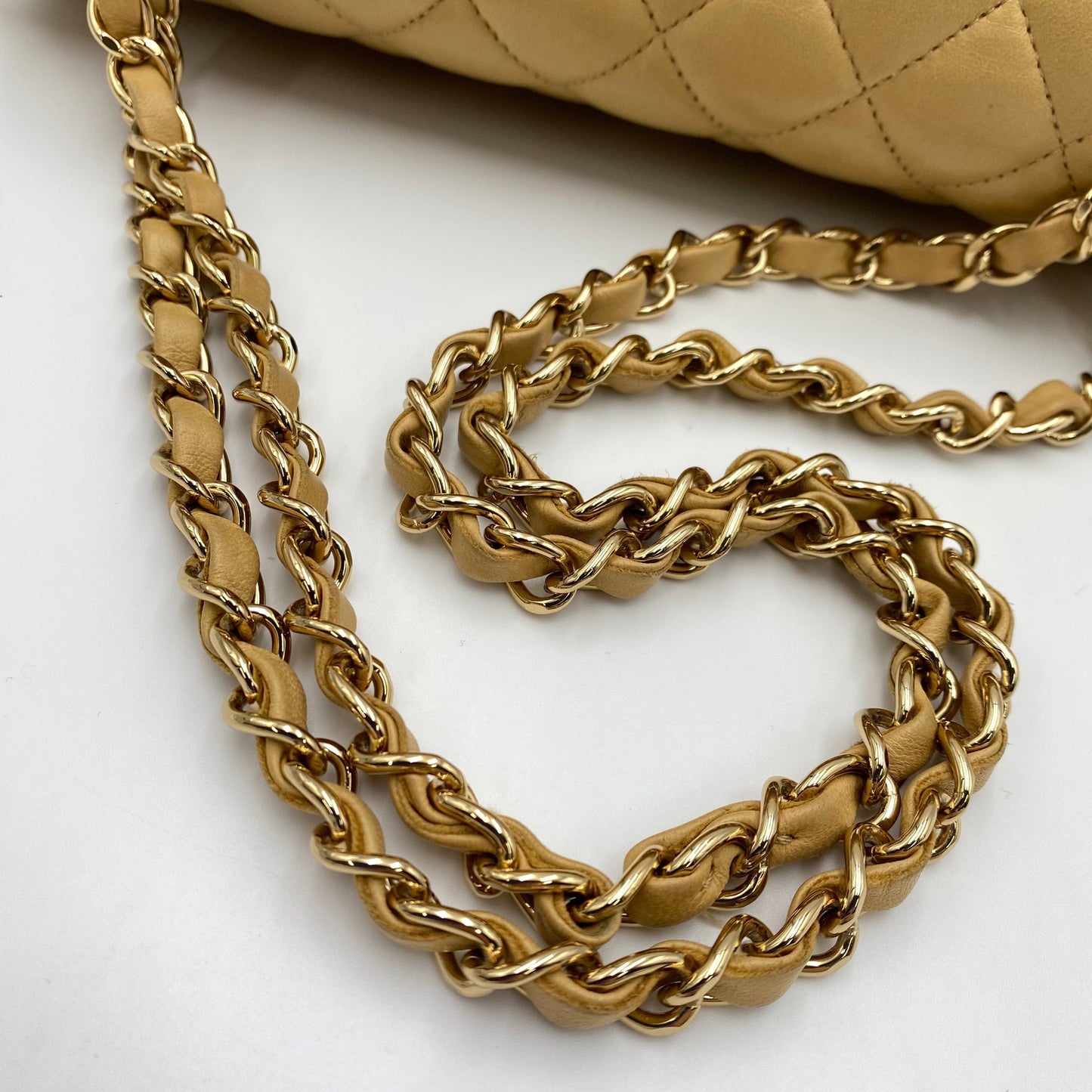 CHANEL VINTAGE CLASSIC FLAP MEDIUM CHAIN SHOULDER BAG BEIGE LAMB SKIN 90188212