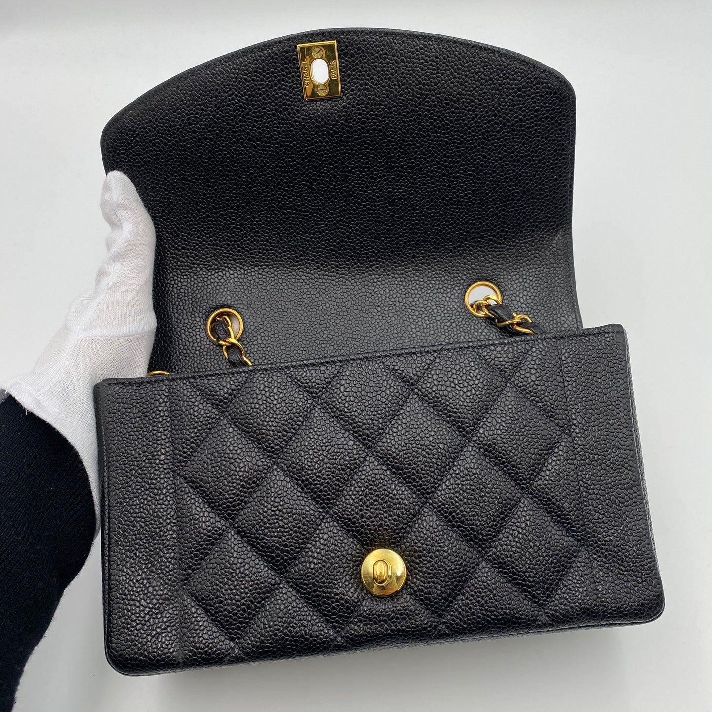 CHANEL VINTAGE DIANA SMALL CHAIN SHOULDER BAG BLACK CAVIAR SKIN 90219632