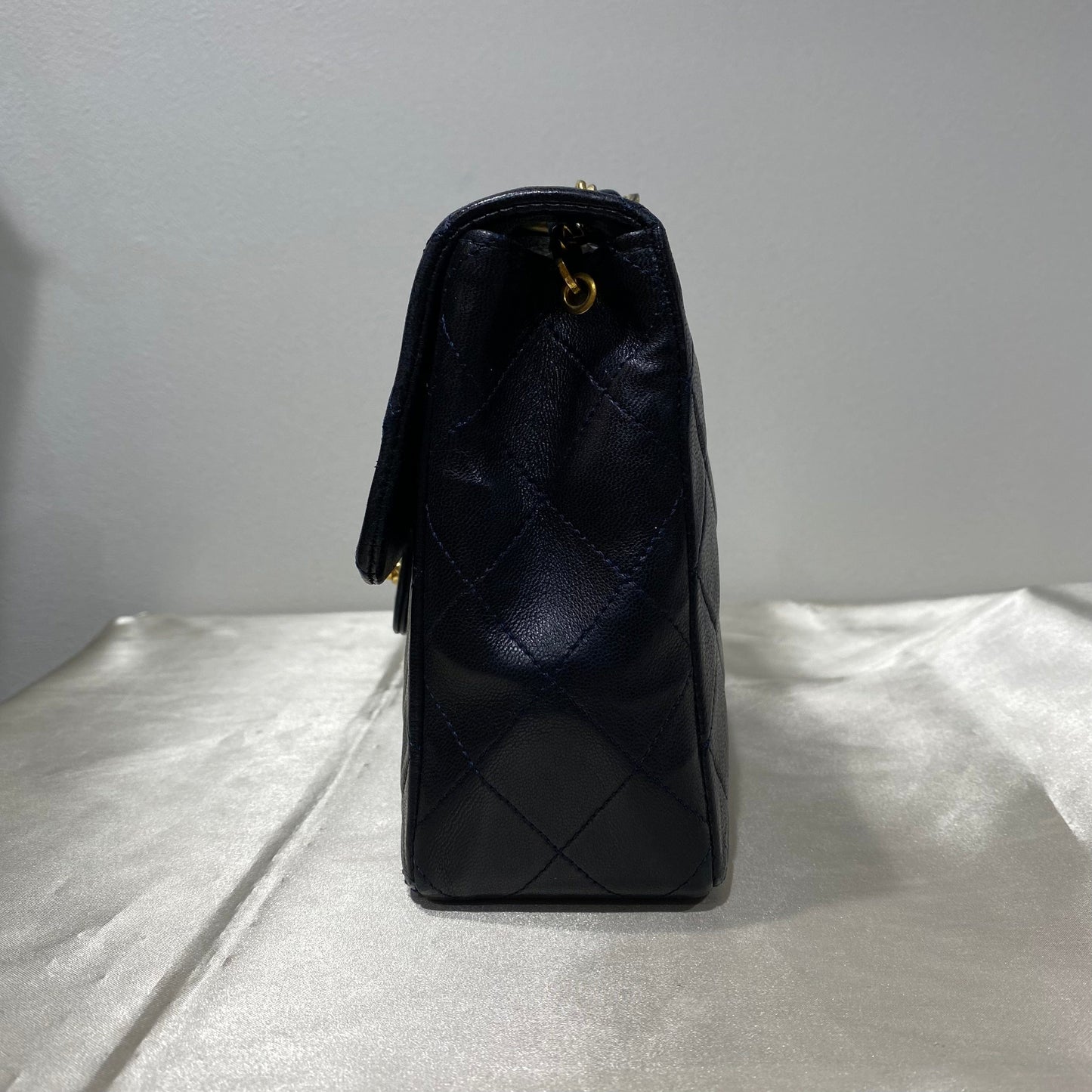 CHANEL VINTAGE MINI SQUARE 20 CHAIN SHOULDER NAVY LAMB SKIN 90162392