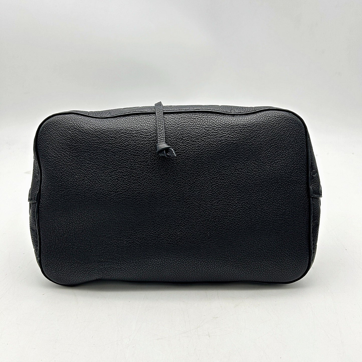 Louis Vuitton LV Monogram Néonoé - Black Bucket Bags, Handbags LA29881