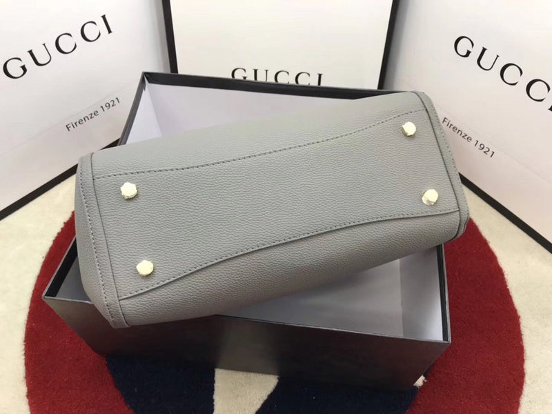 Gucci Bags - The Tote 520