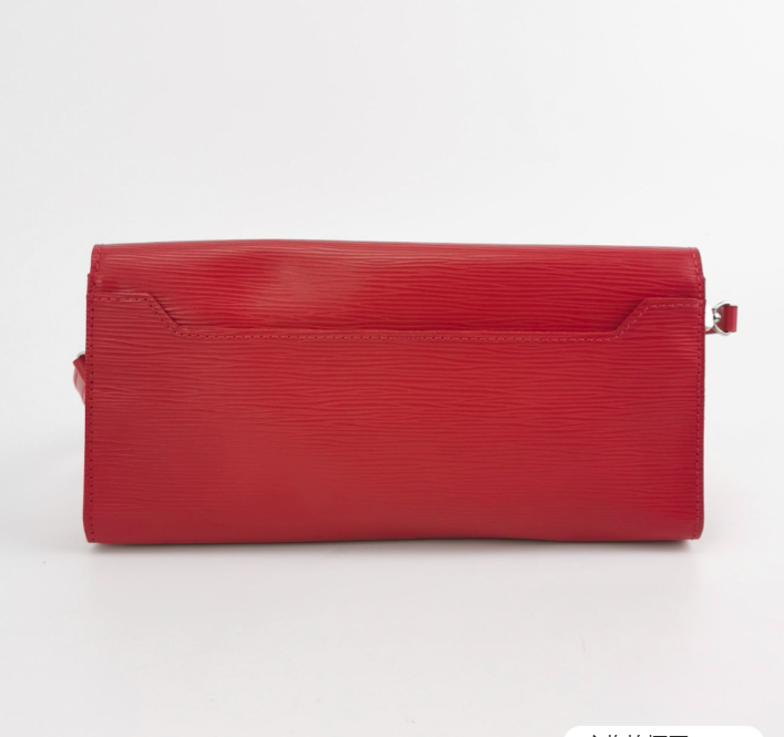 Louis Vuitton (LV) shoulder red Bag 27.5cm 23070578347974