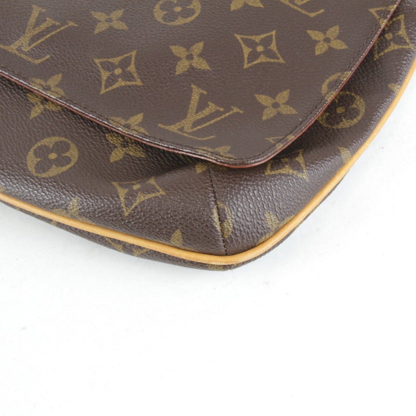 Louis Vuitton Monogram Monogram Canvas Shoulder Bag