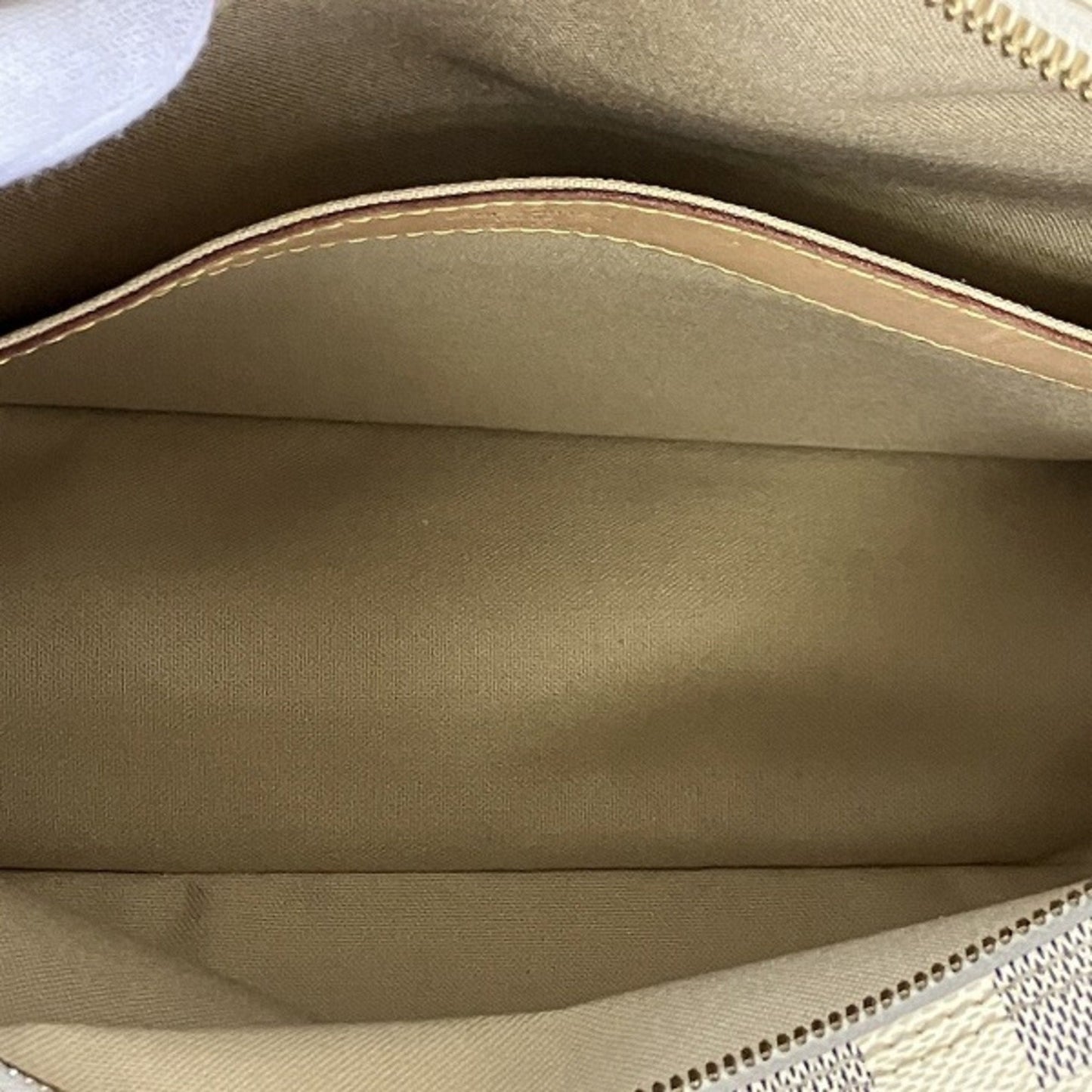 Louis Vuitton Shoulder Bag