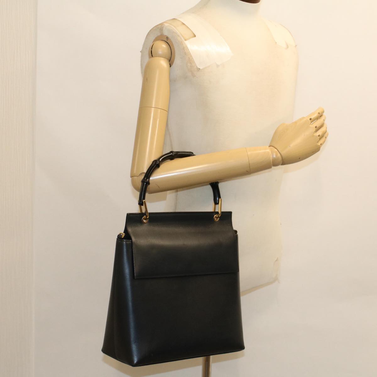 GUCCI Bamboo Shoulder Bag Leather Black ep1264
