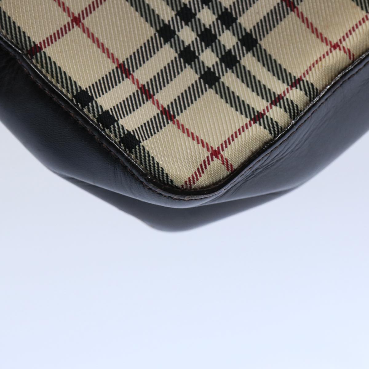 Burberry Nova Check Shoulder Bag Nylon Beige Auth ep2705
