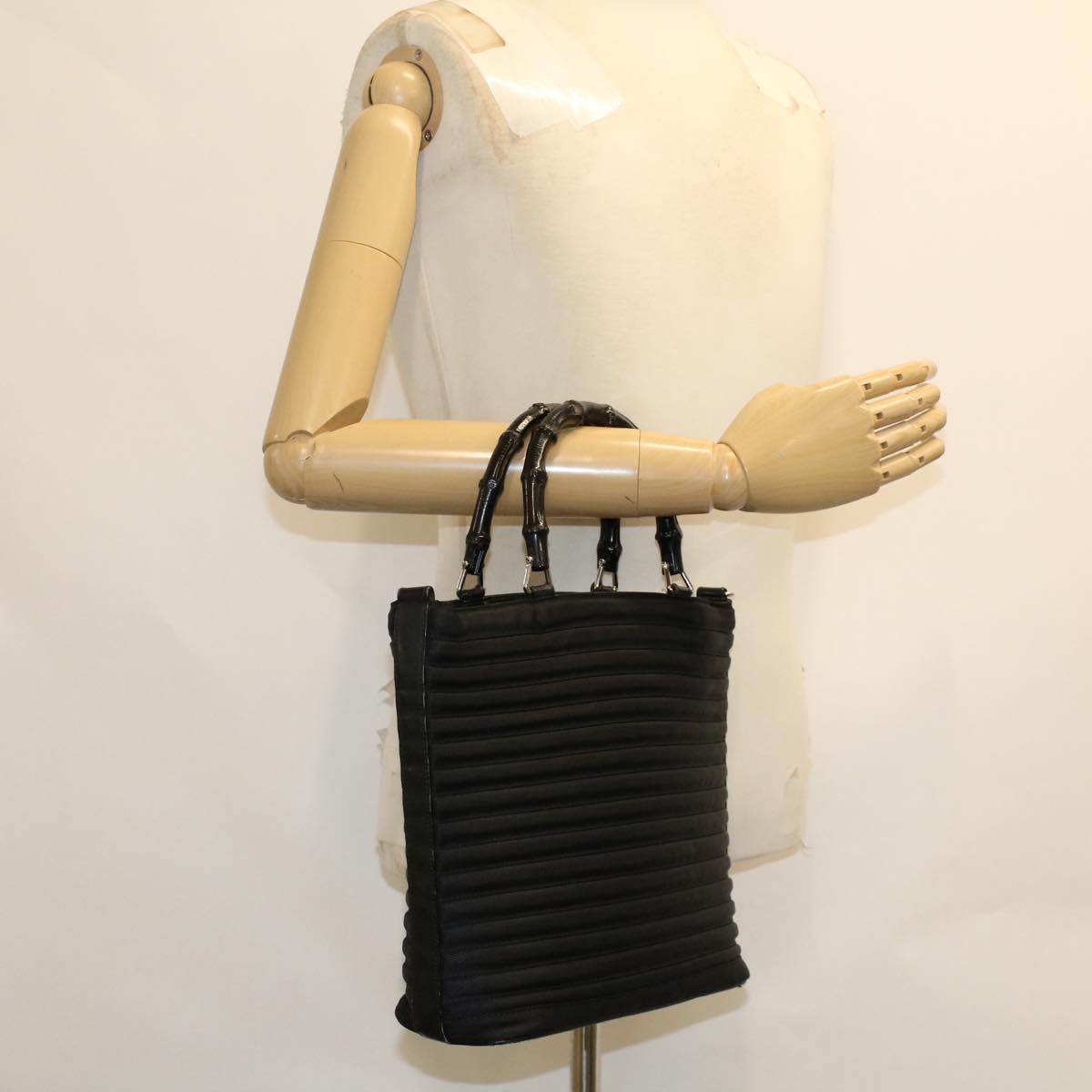 Gucci Bamboo Shoulder Bag Nylon Black 00017050588 ep982