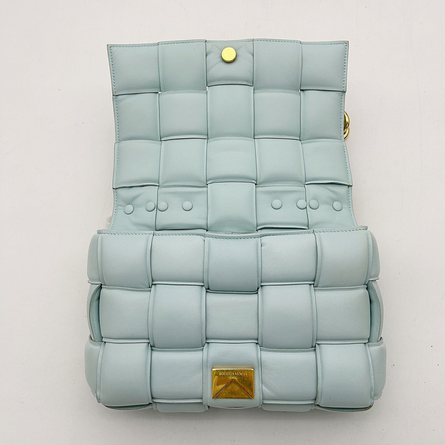 BOTTEGA VENETA Lambskin Maxi Intreccio Padded Chain Cassette Crossbody Bag Spearmint LA44378