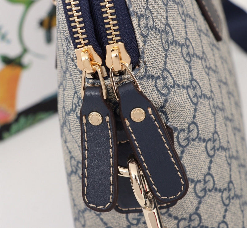 Gucci Bags - The Tote 925