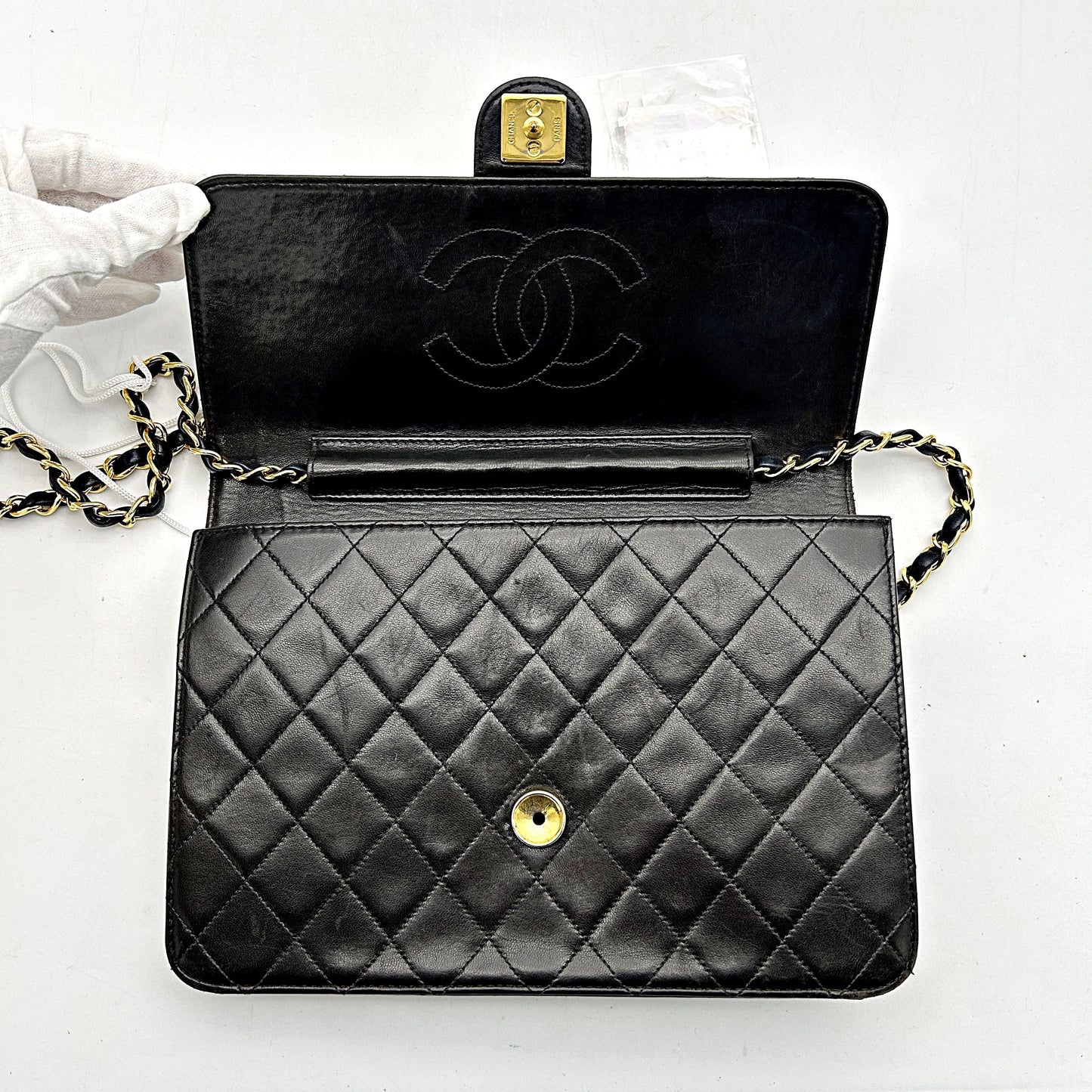 Pre-owned Chanel CC Quilted Flap Bag - Black Shoulder Bags LA23608
