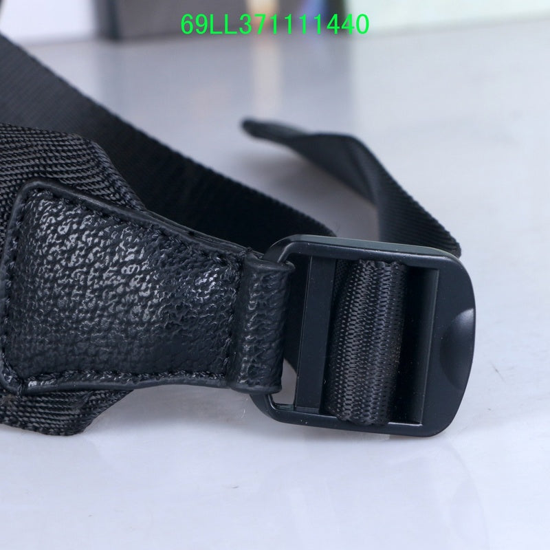 Gucci Bags - The Tote 1080