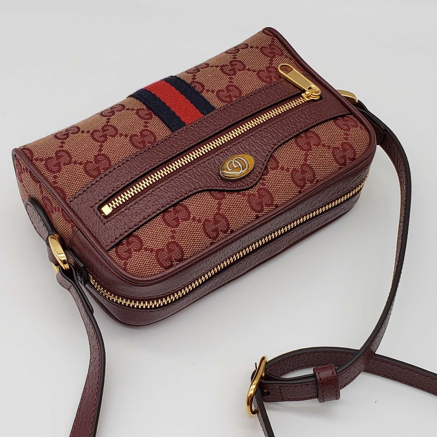 GUCCI GG Ophidia Small Crossbody Bag