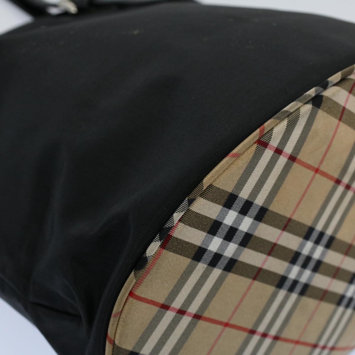BurberrySs Shoulder Bag Nylon Black Auth hk862