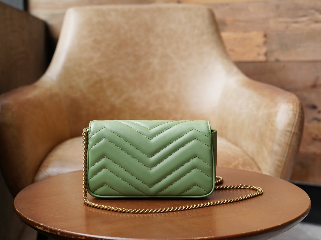 BOLSA GUCCI MARMONT SUPER MINI 16