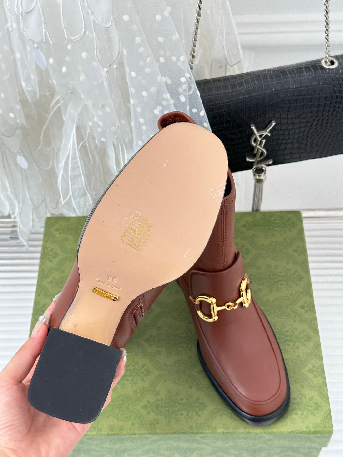 BOTA GUCCI 2023