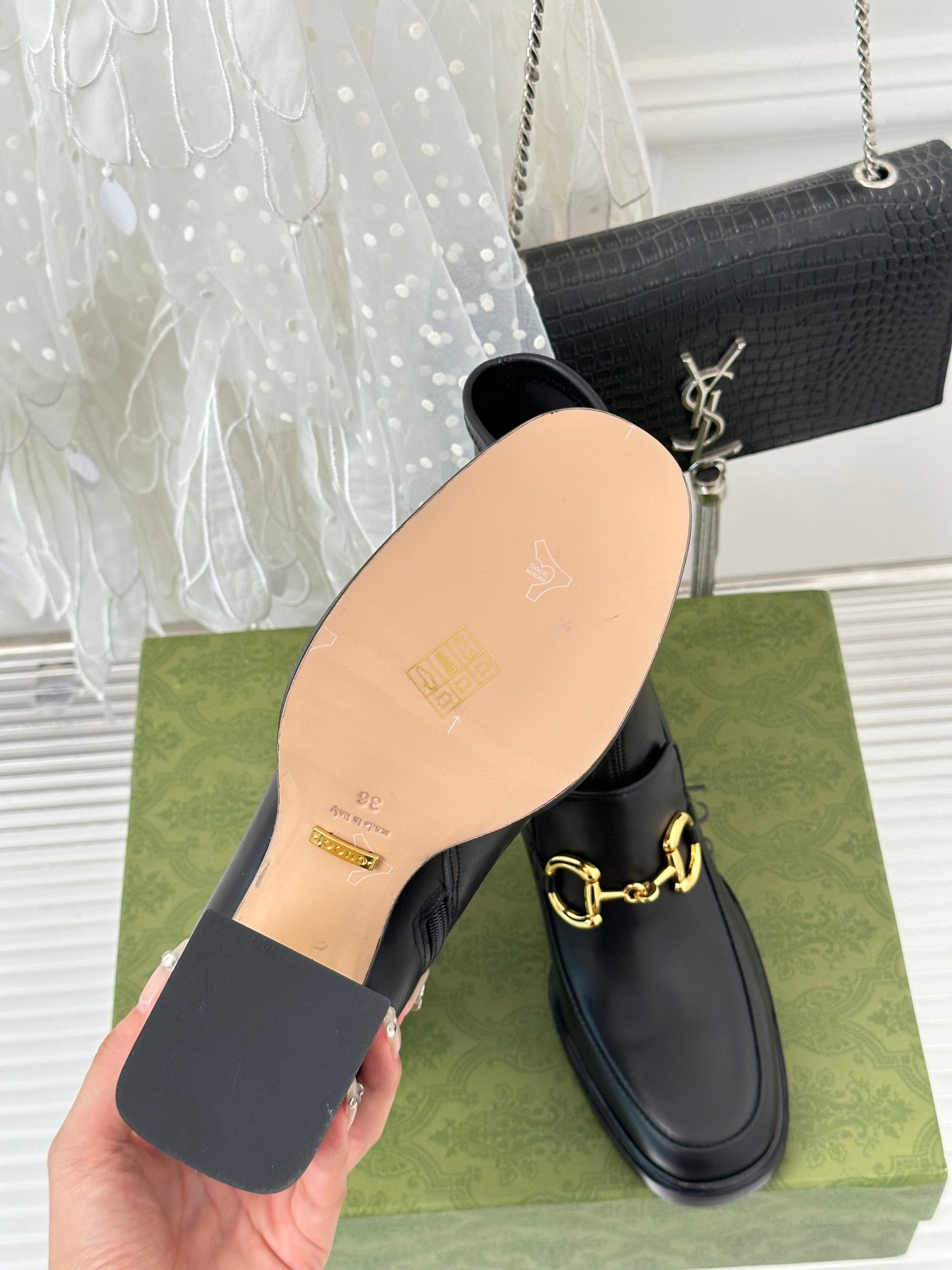 BOTA GUCCI 2023