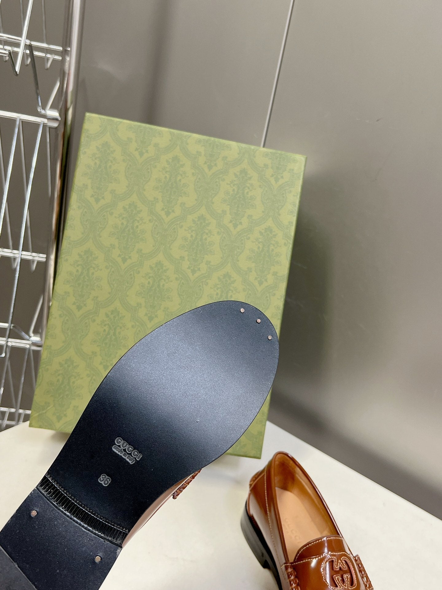 MOCASSIM GUCCI 2023