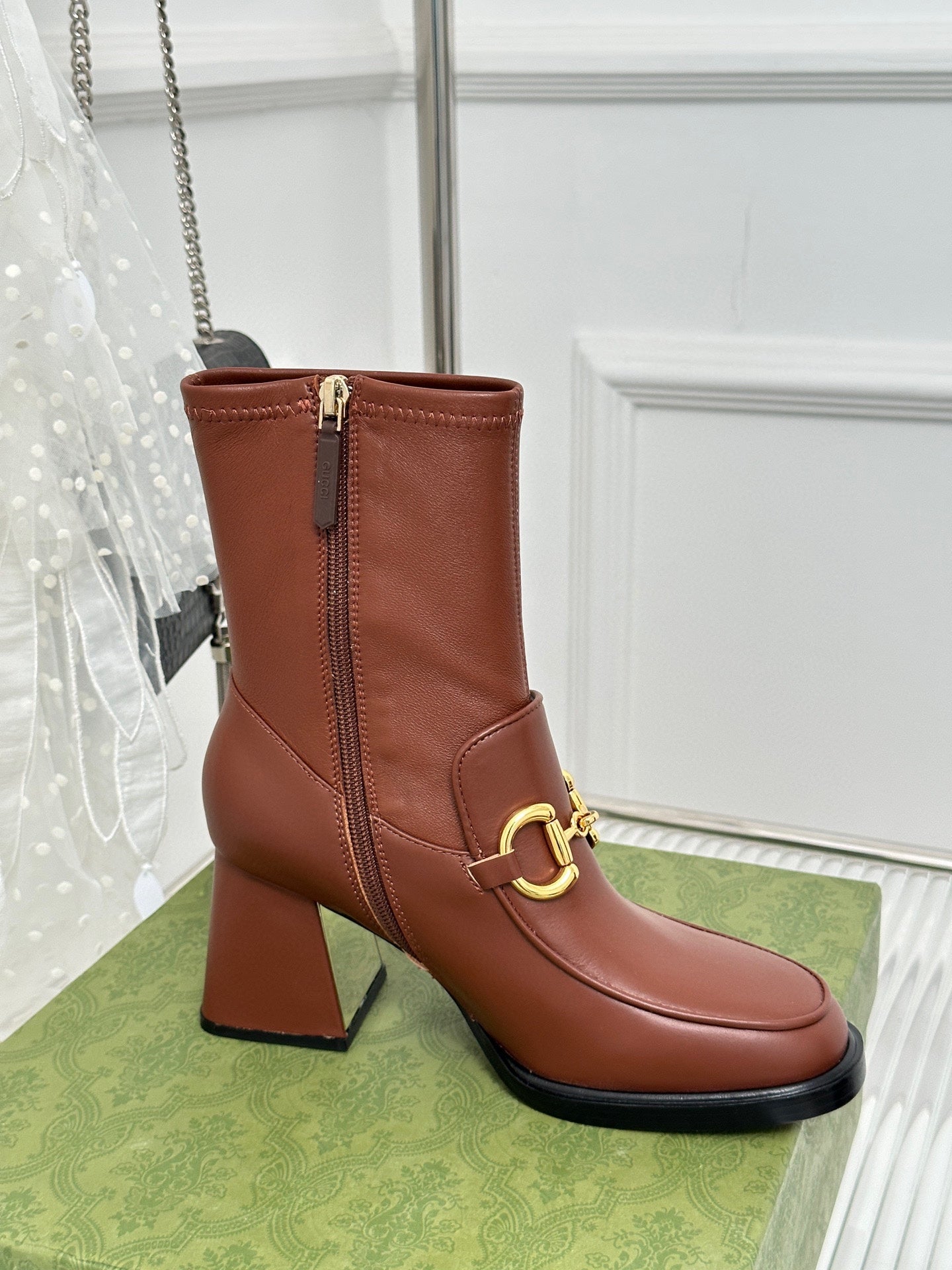 BOTA GUCCI 2023
