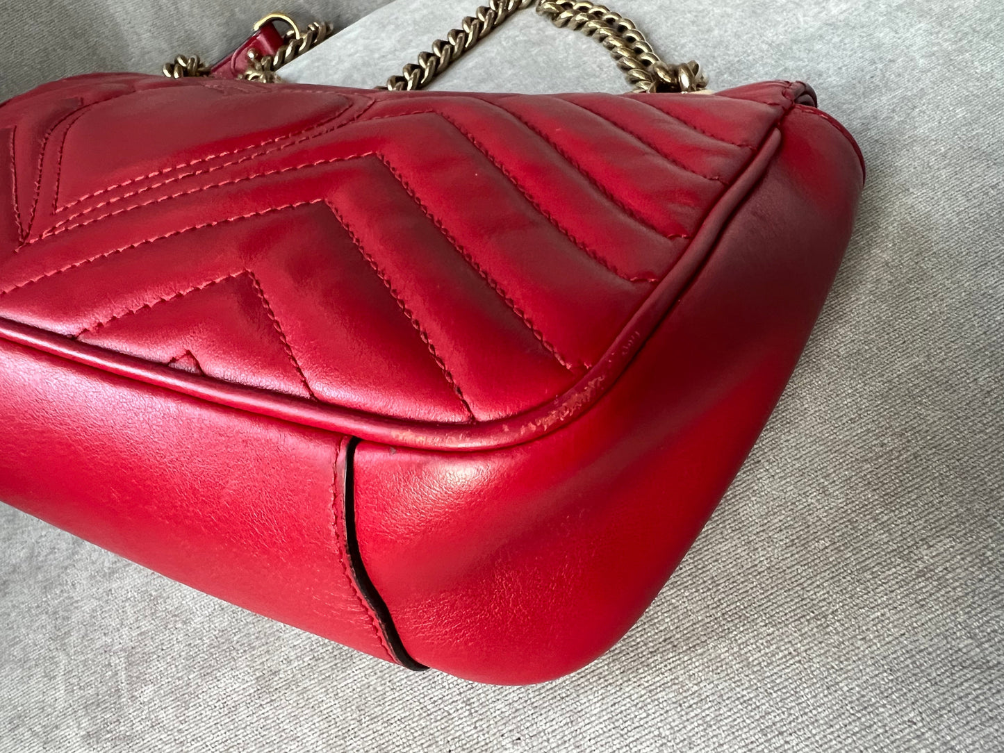 Gucci GG Hibiscus Red Marmont Small Shoulder Bag