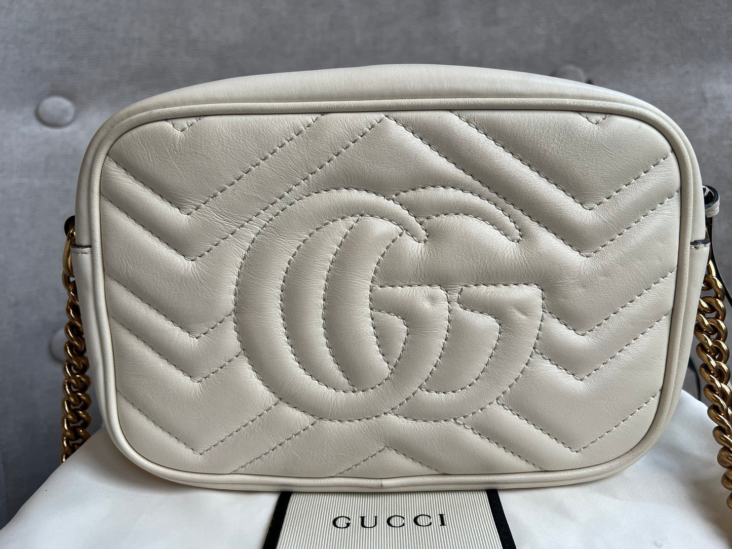Gucci GG White Marmont Mini Shoulder Bag (RRP £1,160)
