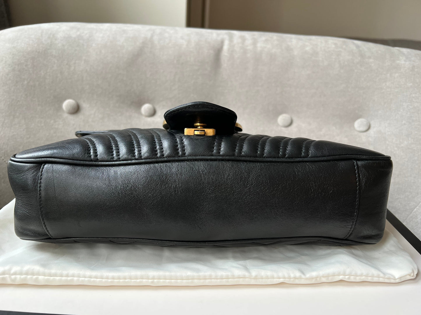 Gucci GG Black Marmont Medium Shoulder Bag (RRP £2,070)