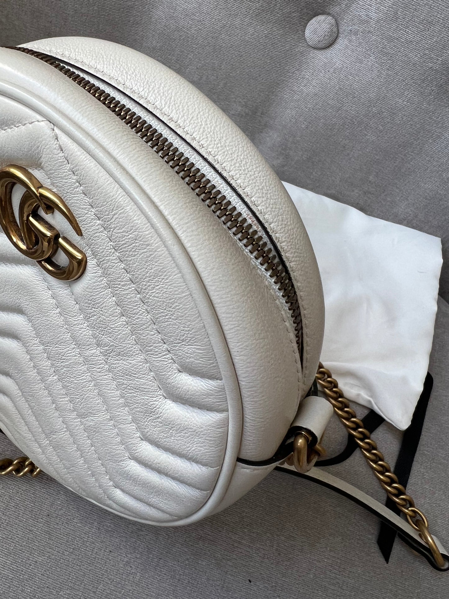 Gucci GG Round White Marmont Small Shoulder Bag (RRP £1,160)