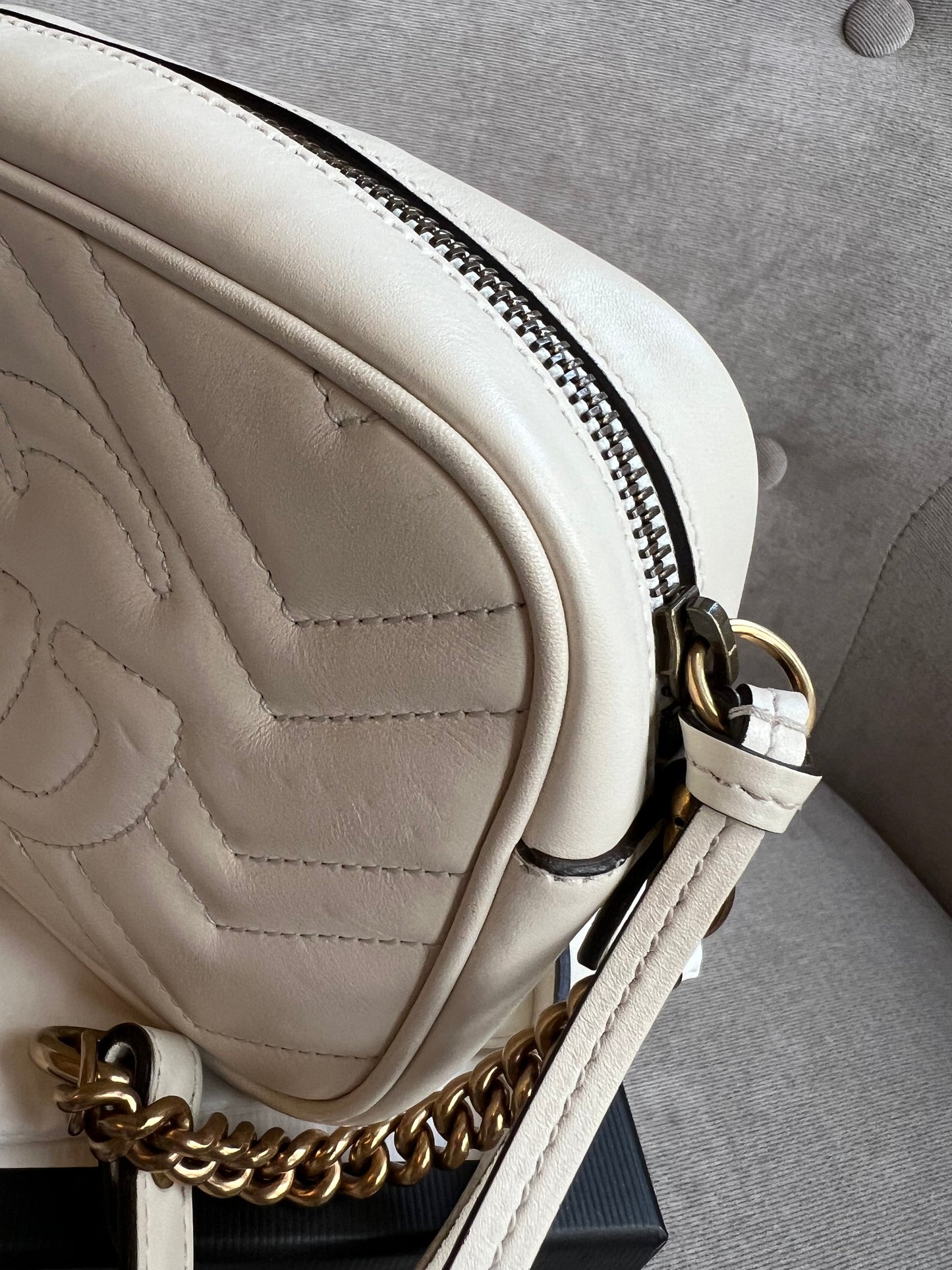 Gucci GG White Marmont Mini Shoulder Bag (RRP £1,160)