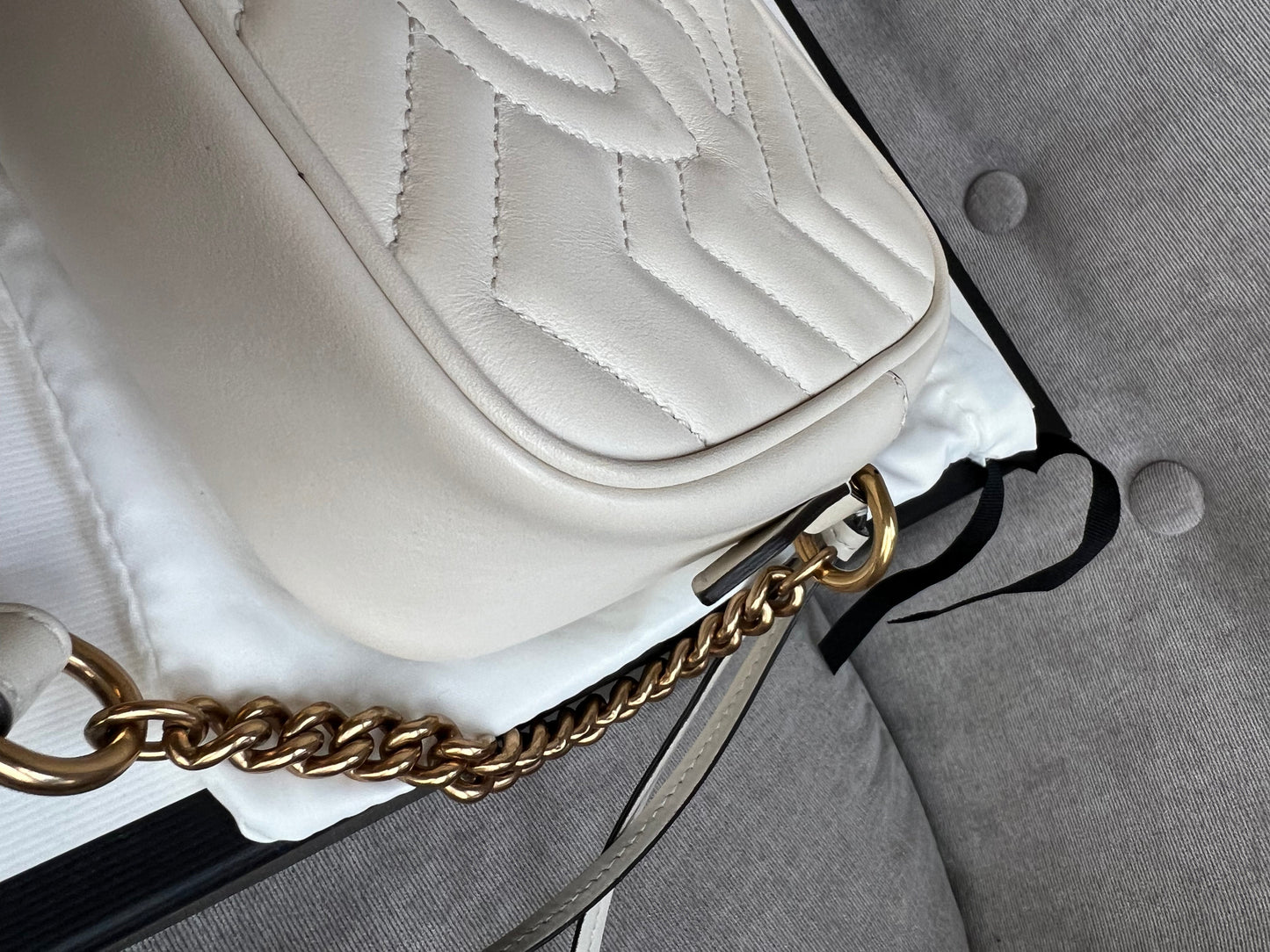 Gucci GG White Marmont Mini Shoulder Bag (RRP £1,160)