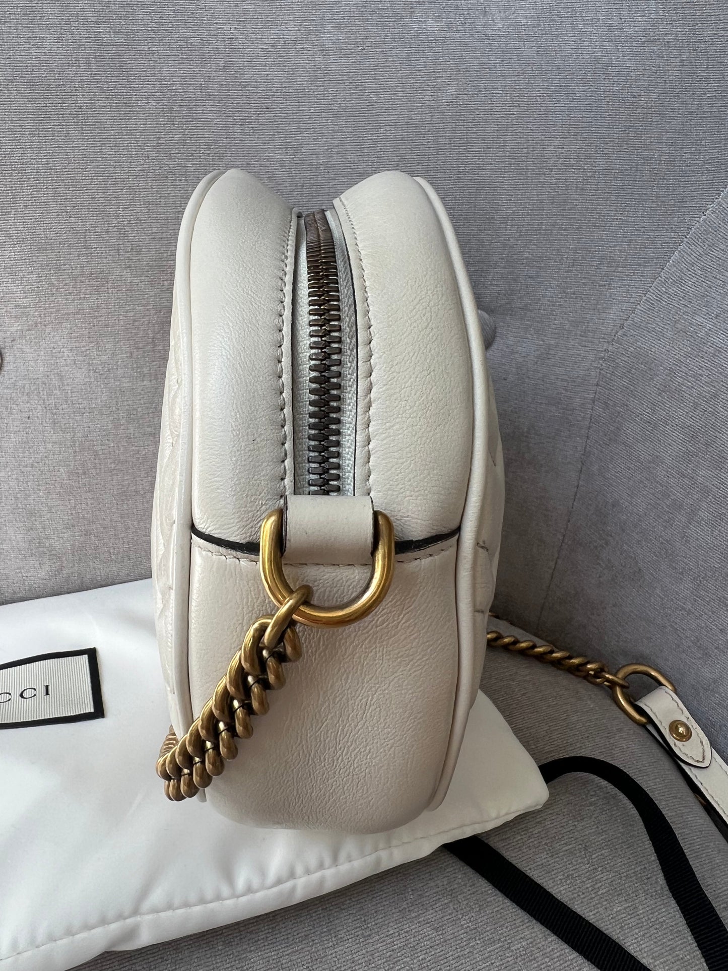Gucci GG Round White Marmont Small Shoulder Bag