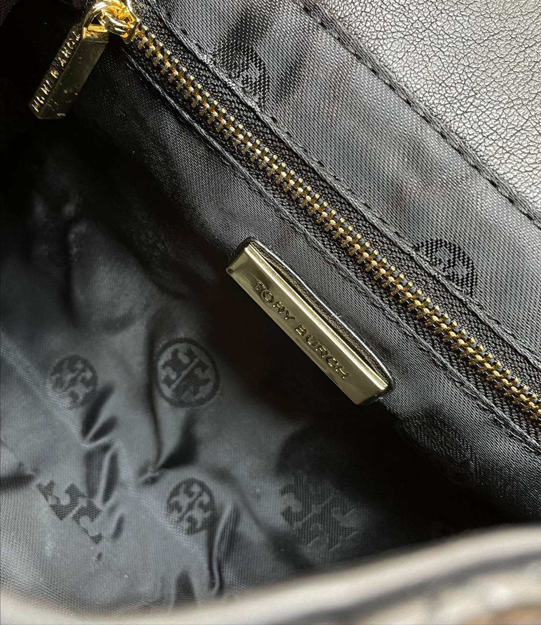 Tory Burch Fleming Convertible shoulder bag