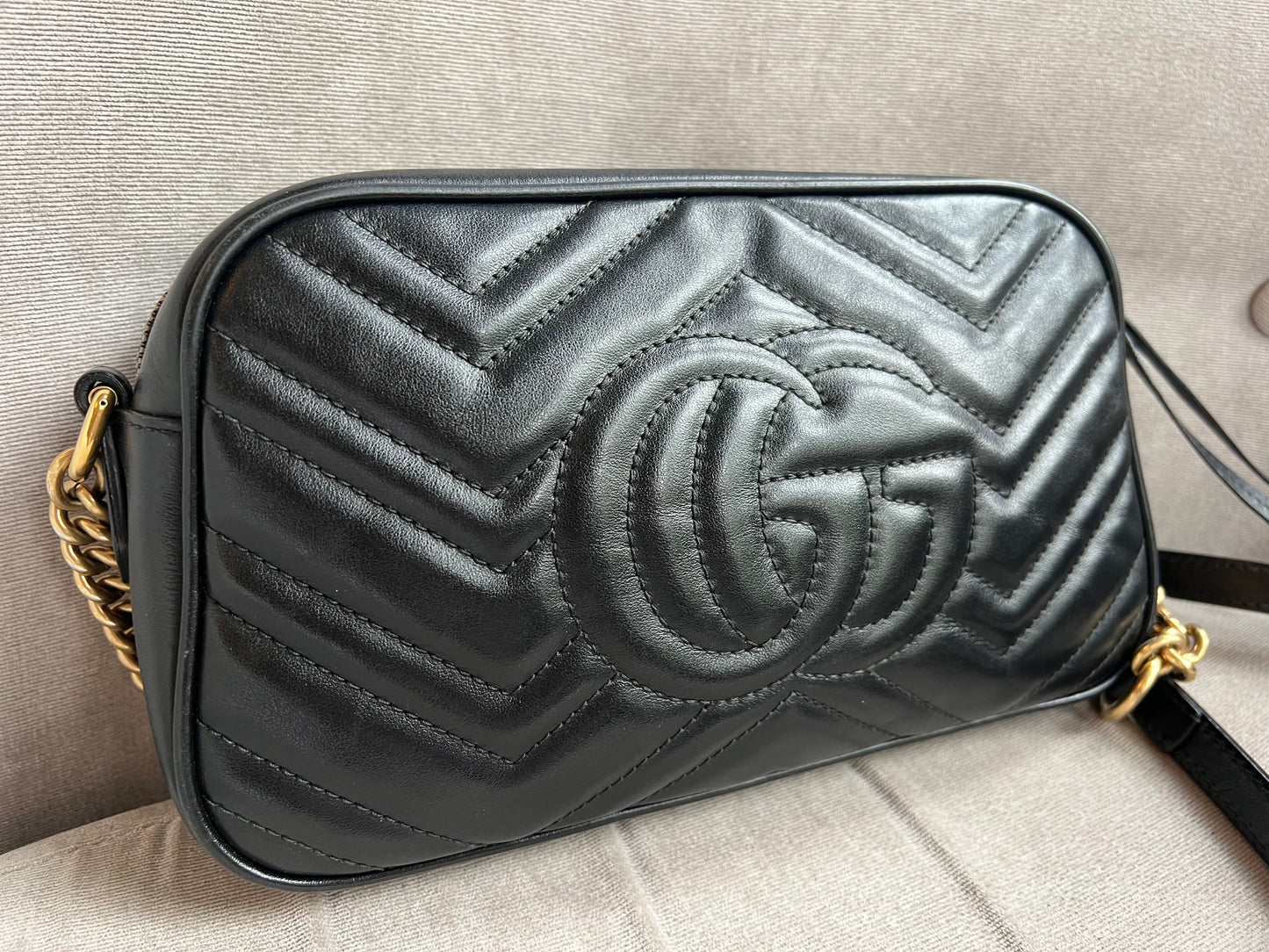 Gucci GG Black Marmont Small Shoulder Bag