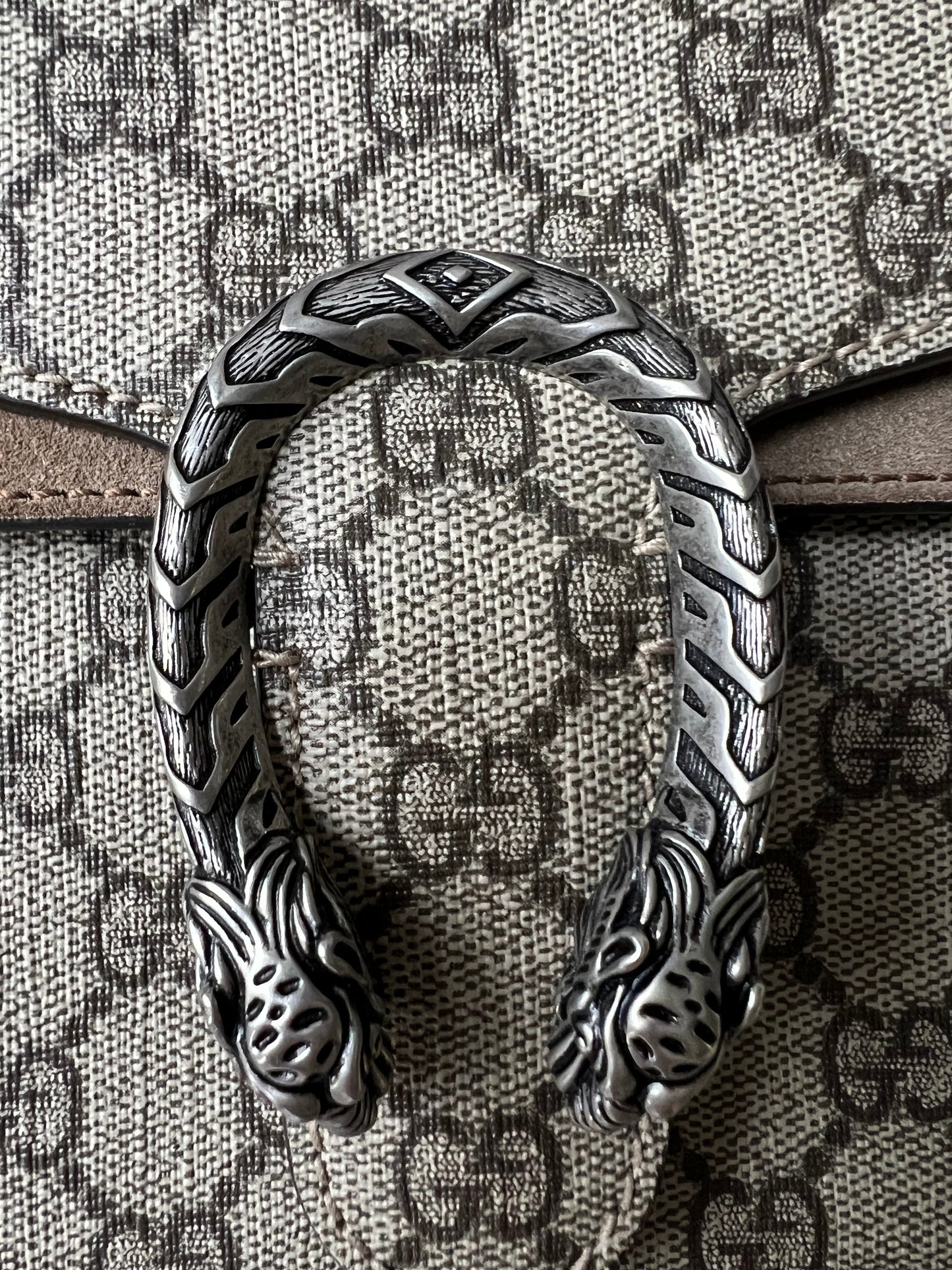 Gucci Dionysus GG Supreme Mini Shoulder Bag