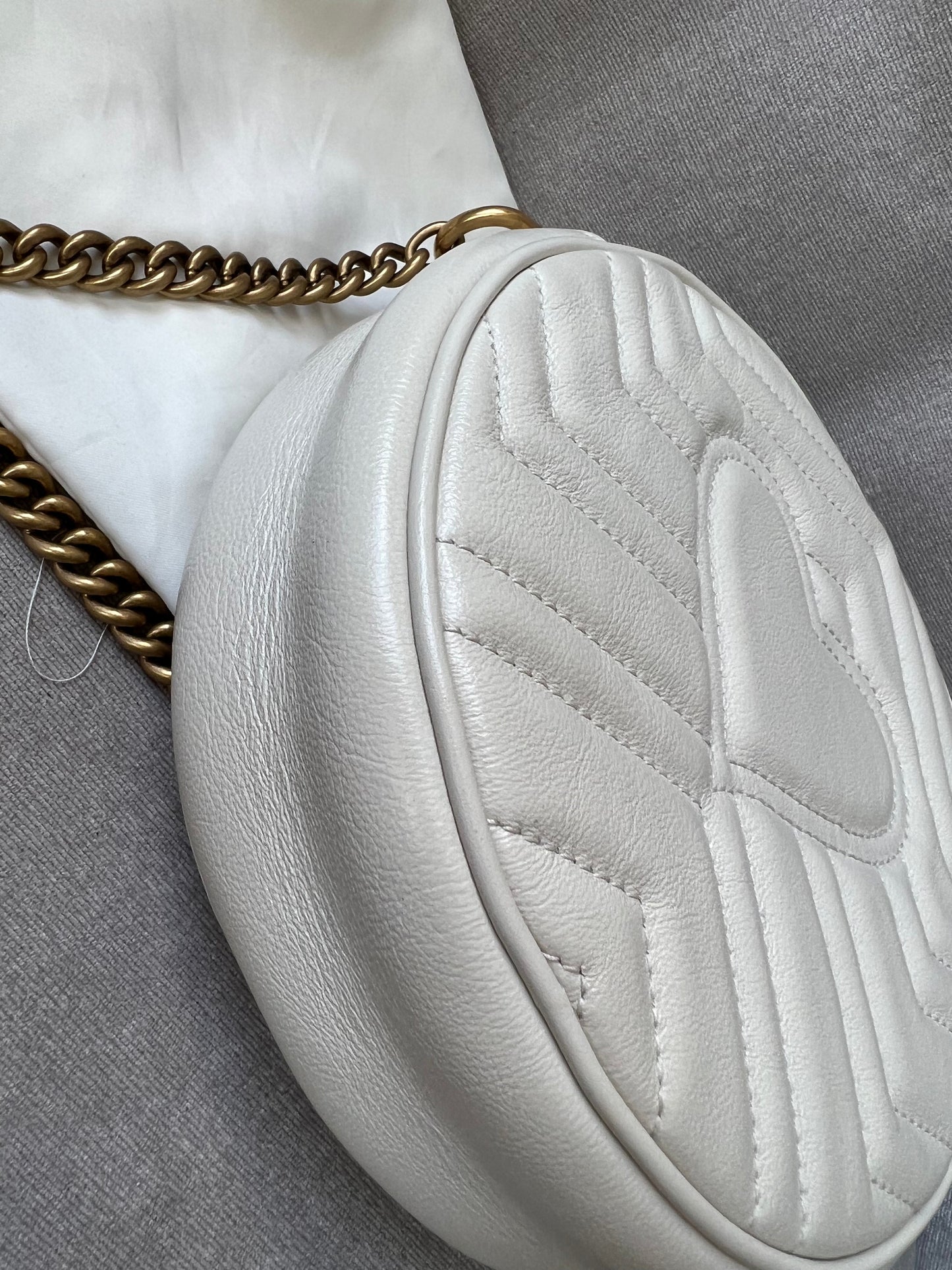 Gucci GG Round White Marmont Small Shoulder Bag (RRP £1,160)