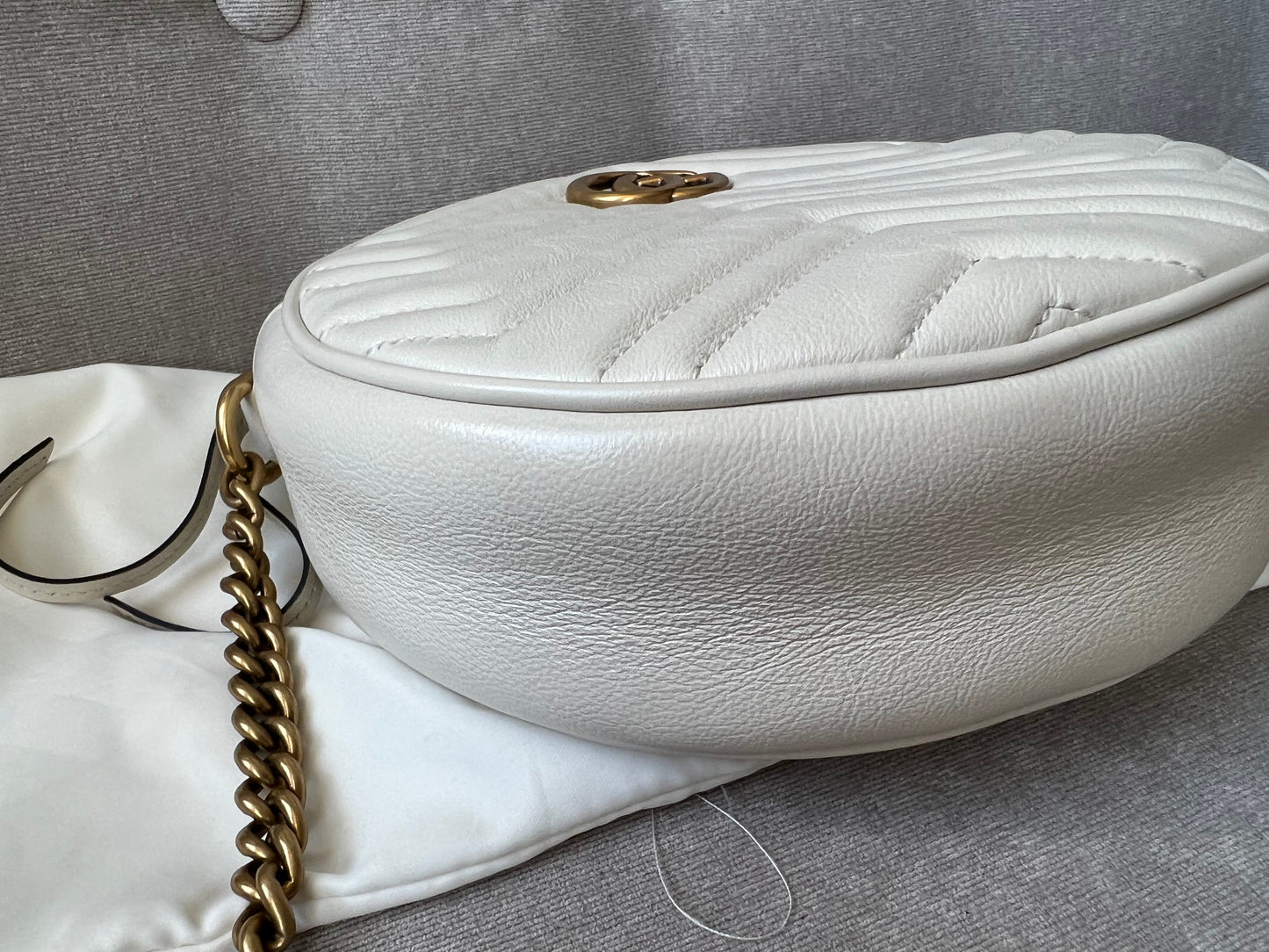 Gucci GG Round White Marmont Small Shoulder Bag (RRP £1,160)