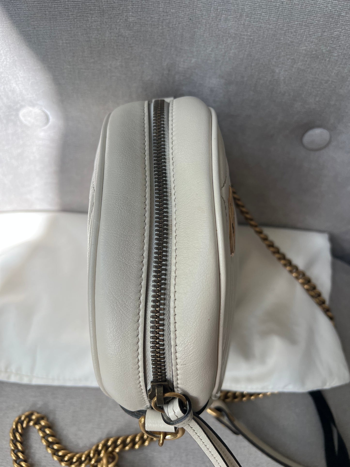 Gucci GG Round White Marmont Small Shoulder Bag