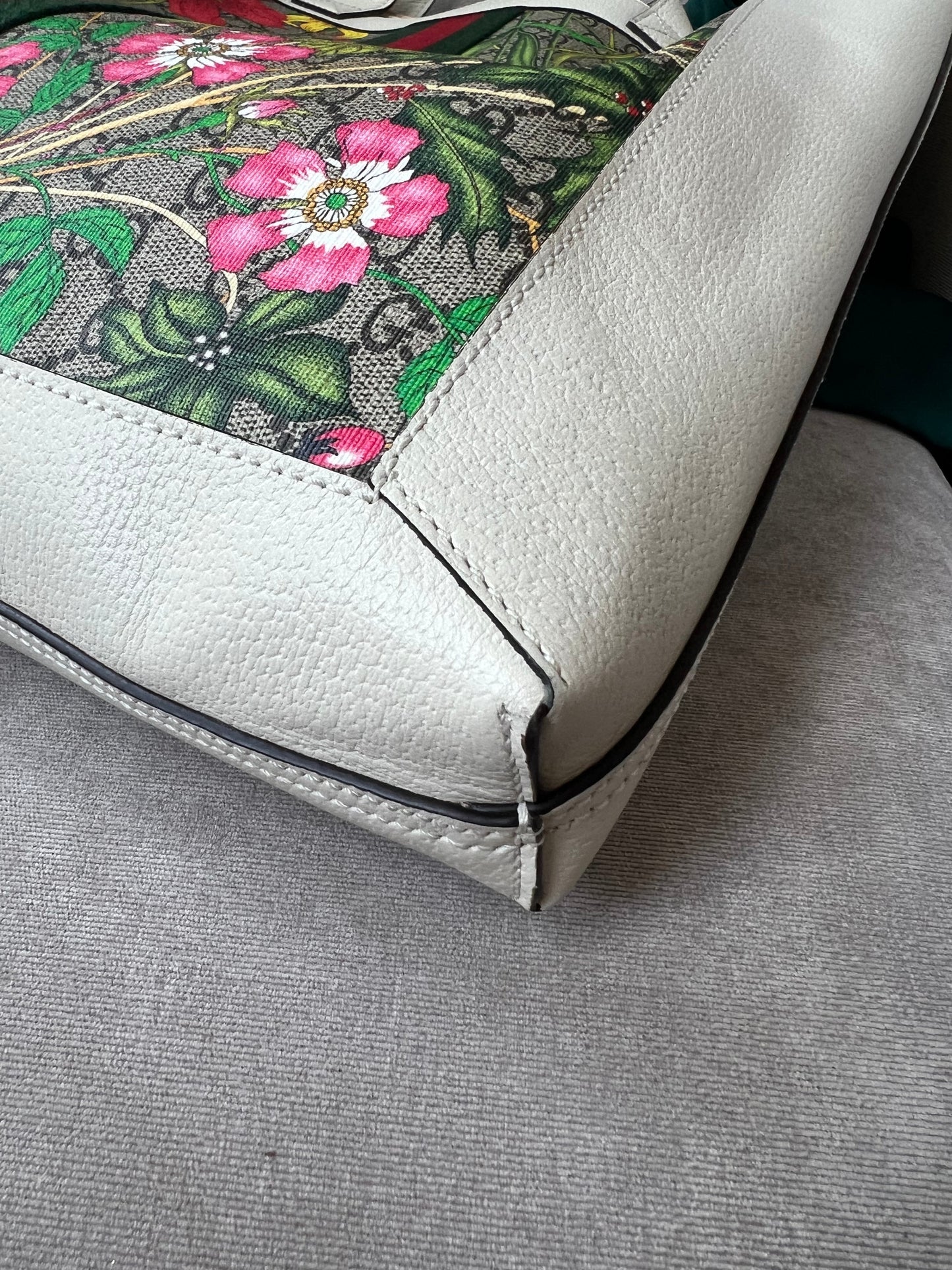 Gucci White Monogram Canvas Flora Large Ophidia Shopping Tote (RRP £1,250)