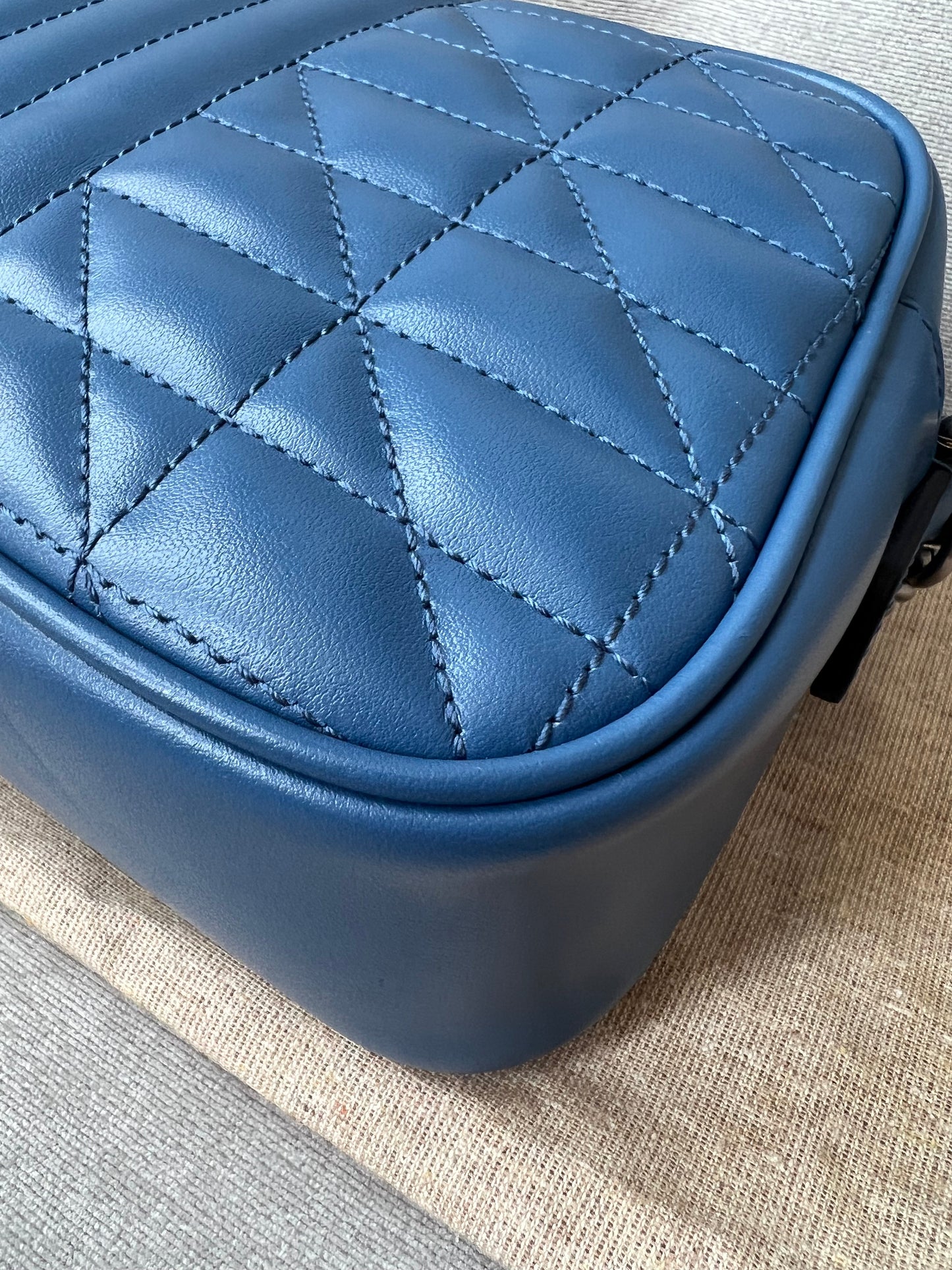 Gucci Aria GG Blue Marmont Small Shoulder Bag (RRP £1250)