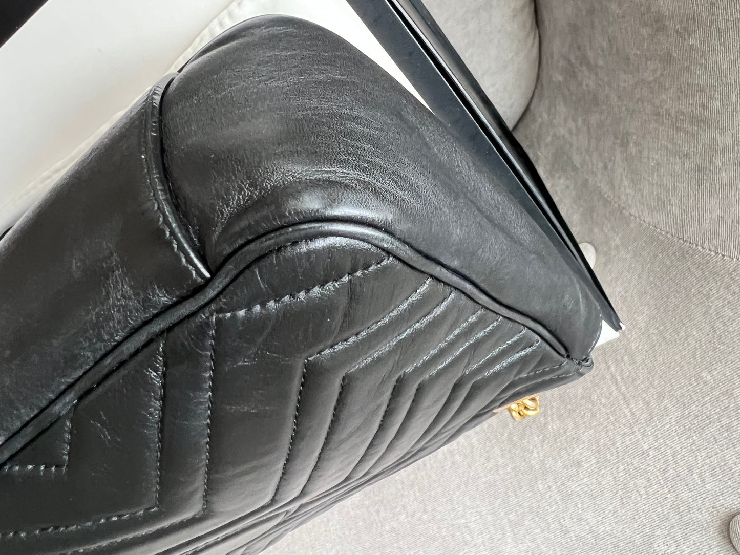 Gucci GG Black Marmont Medium Shoulder Bag (RRP £2,070)