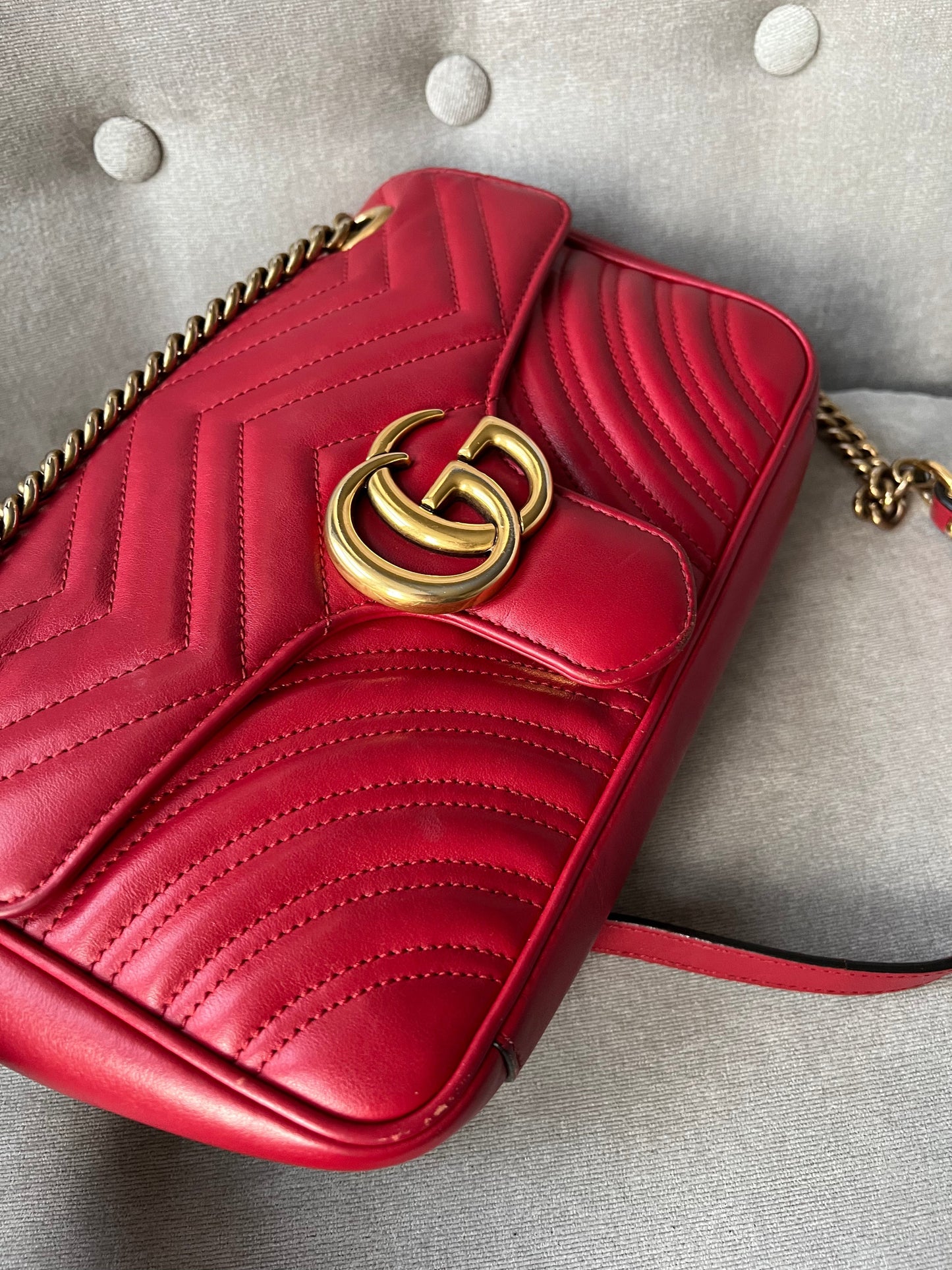 Gucci GG Hibiscus Red Marmont Small Shoulder Bag