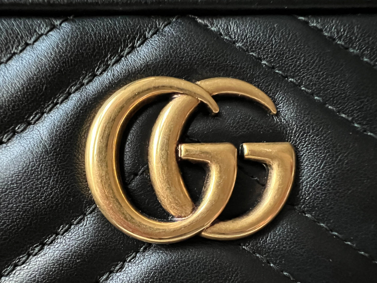 Gucci GG Black Marmont Mini Shoulder Bag (RRP £1,160)
