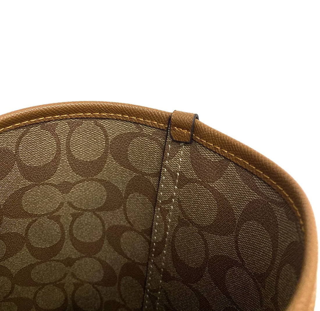 Reversible City Tote Handbag In Camel