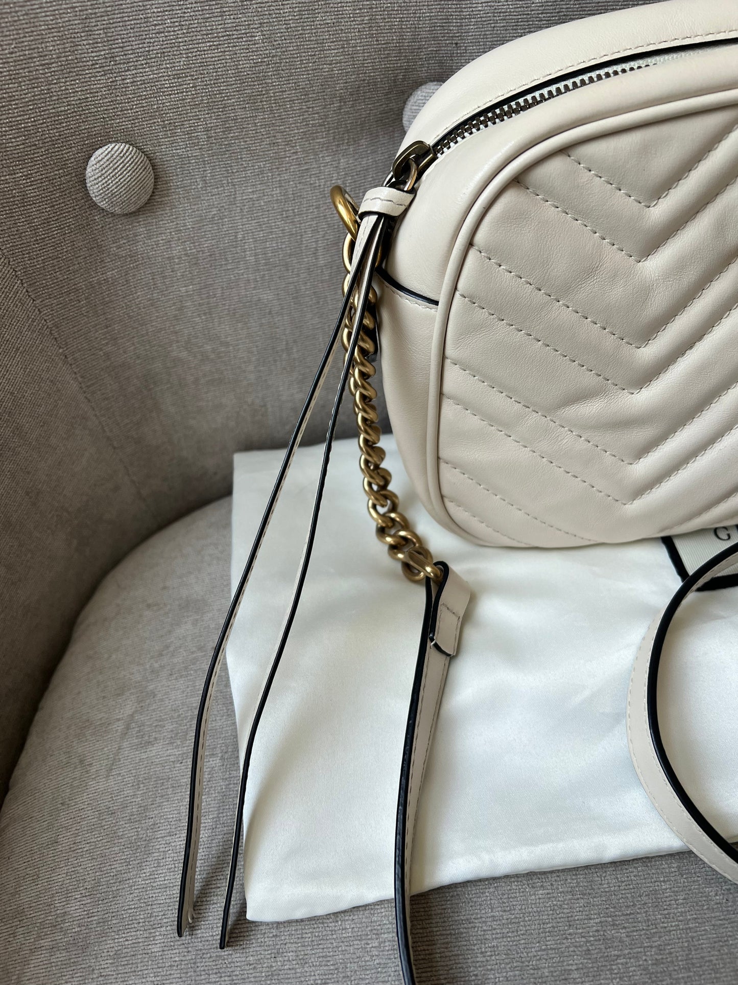 Gucci GG White Marmont Small Shoulder Bag