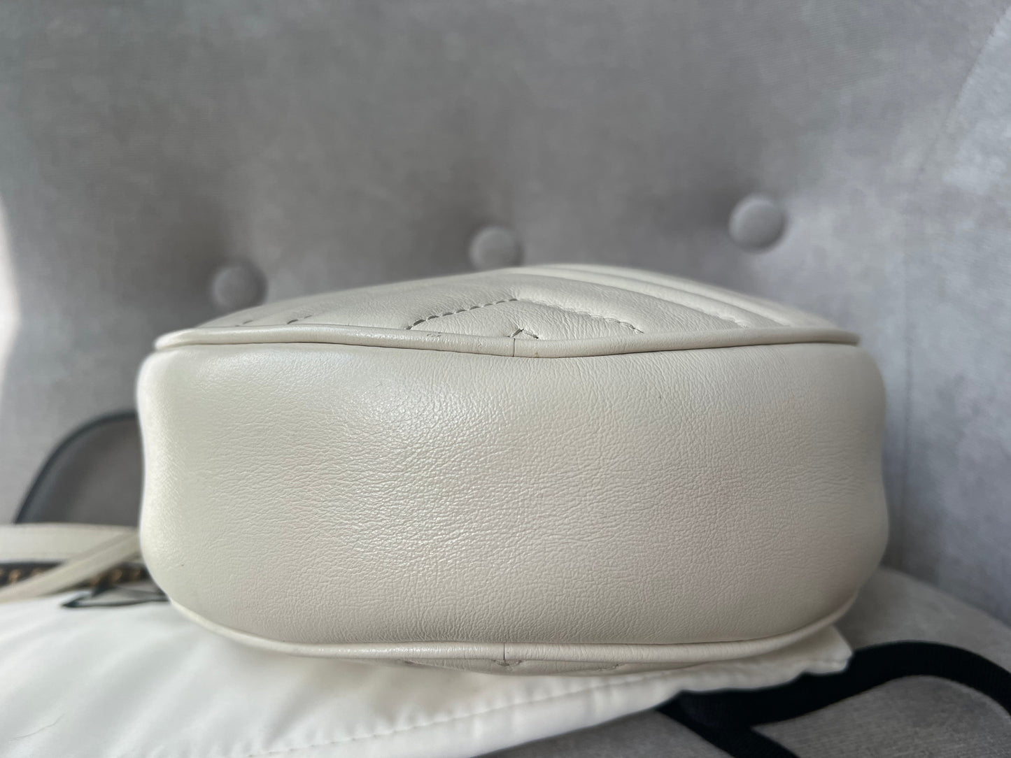 Gucci GG Round White Marmont Small Shoulder Bag