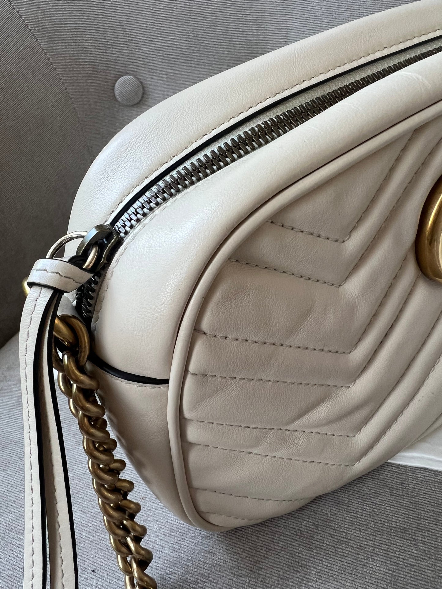 Gucci GG White Marmont Small Shoulder Bag